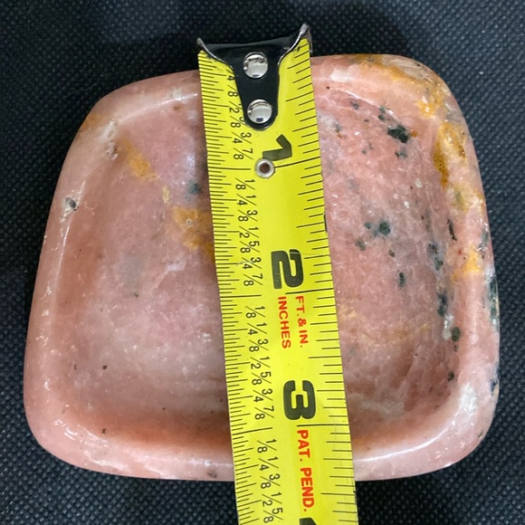 Vintage Madagascar Genuine Polished Kunzite Quartz Crystal bowl - Picture 5 of 6